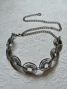 Chico’s Silver Tone Geometric Circles Metal Chain Belt Adjustable One Size